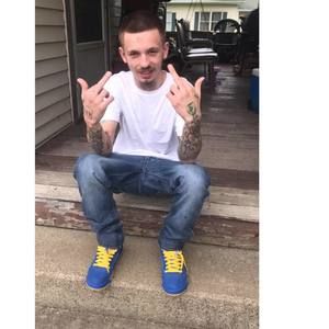 Meet your Posher, Dakota